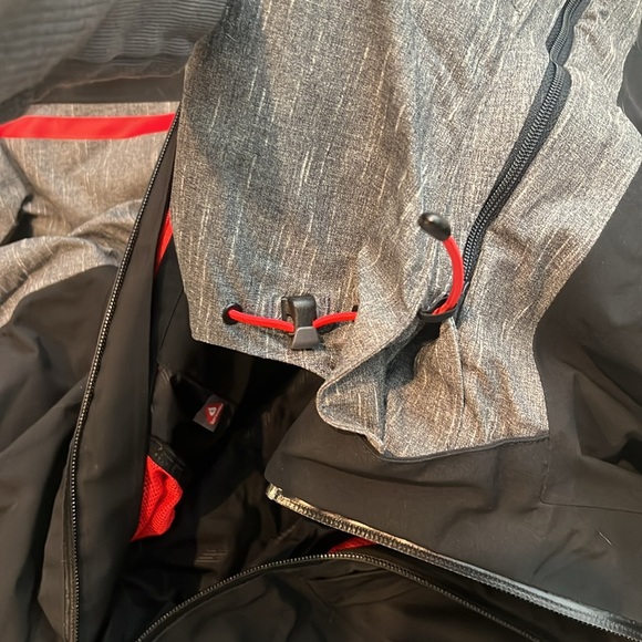 Spyder Ski / Snowboard Jacket - Picture 5 of 5